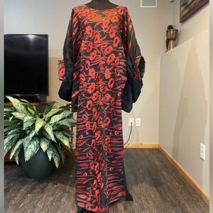 Elegant Rich Lace Black and Red Floral Maxi  Dress

G5 0226